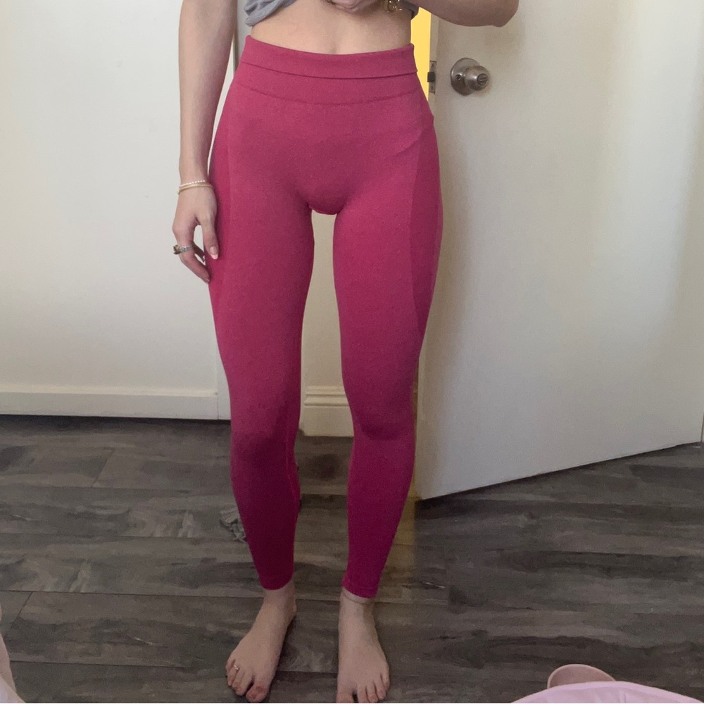 Amazon pink seamless leggings